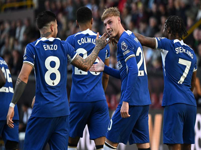 Chelsea là một trong những câu lạc bộ bóng đá hàng đầu tại Anh cũng như trên toàn thế giới Chelsea là một trong những câu lạc bộ bóng đá hàng đầu tại Anh cũng như trên toàn thế giới